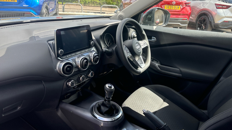 Nissan Juke 1.0 DiG-T 114 Acenta 5dr Petrol Hatchback